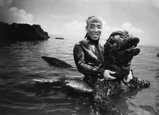 Illustration for article titled RIP Haruo Nakajima, the Man who was Godzilla